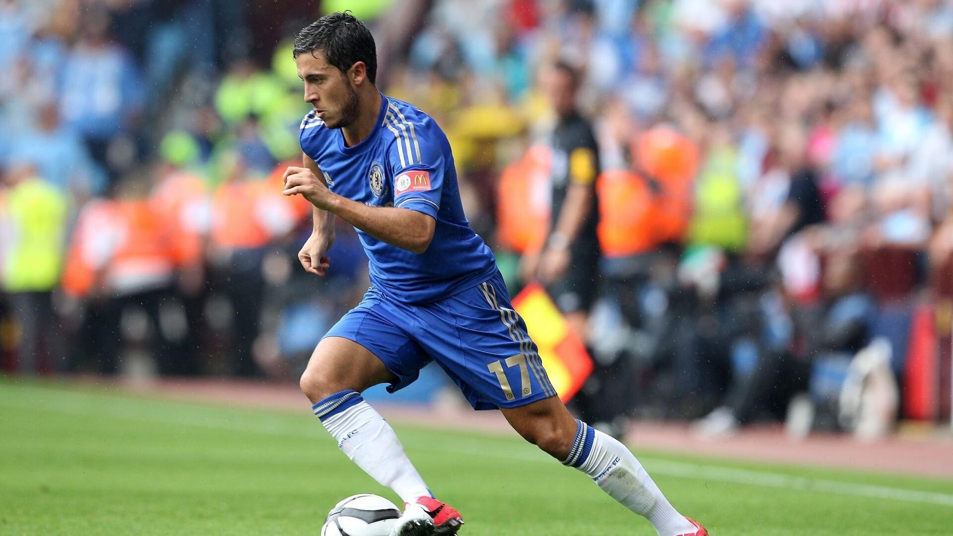 爱游戏app下载-中国足球联赛营销渠道多元化拓展，足球营销策划方案范文