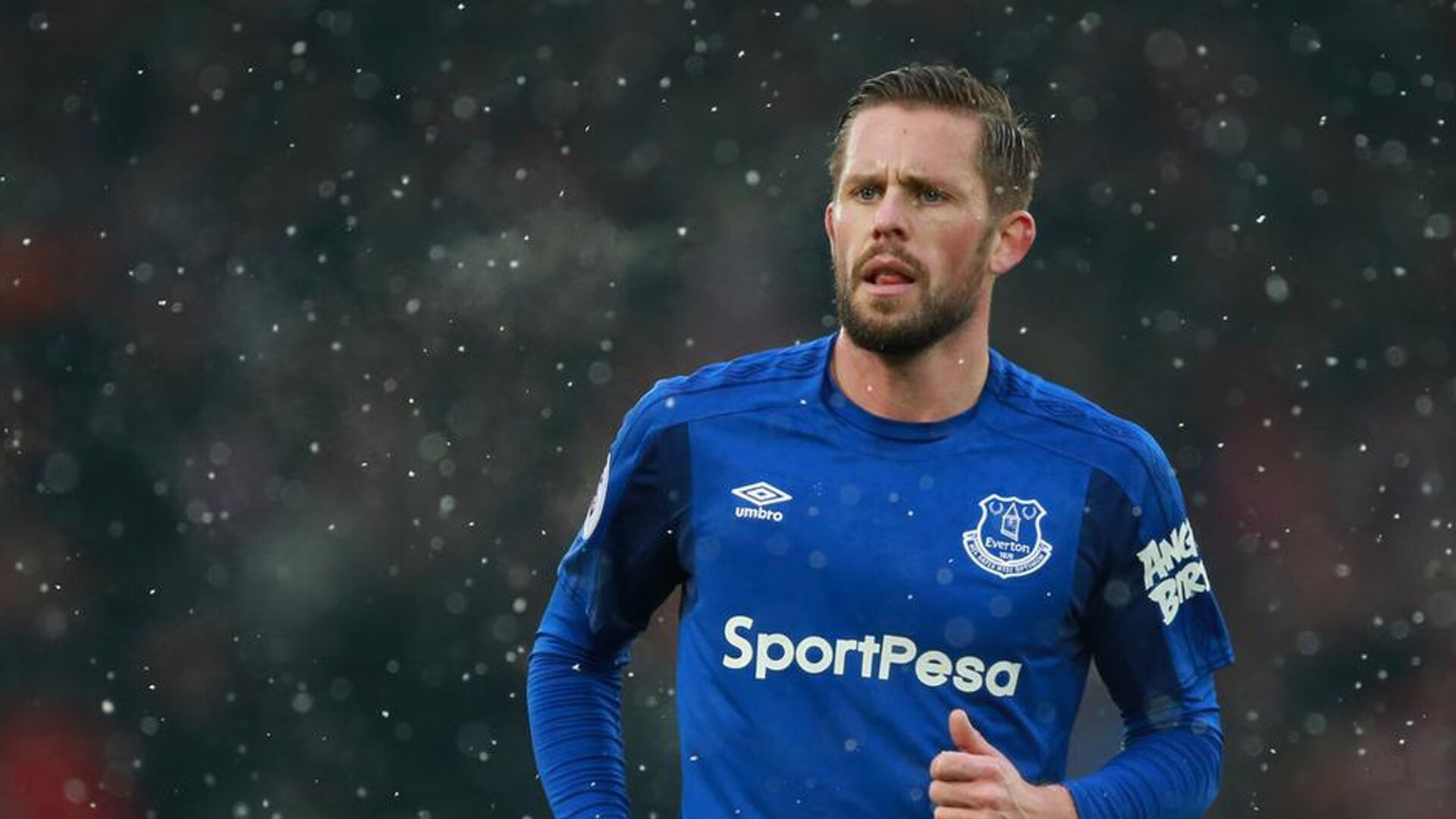 弗朗索瓦·斯图尔特：通过精准脚法调动全队，助力南非队赢得胜利